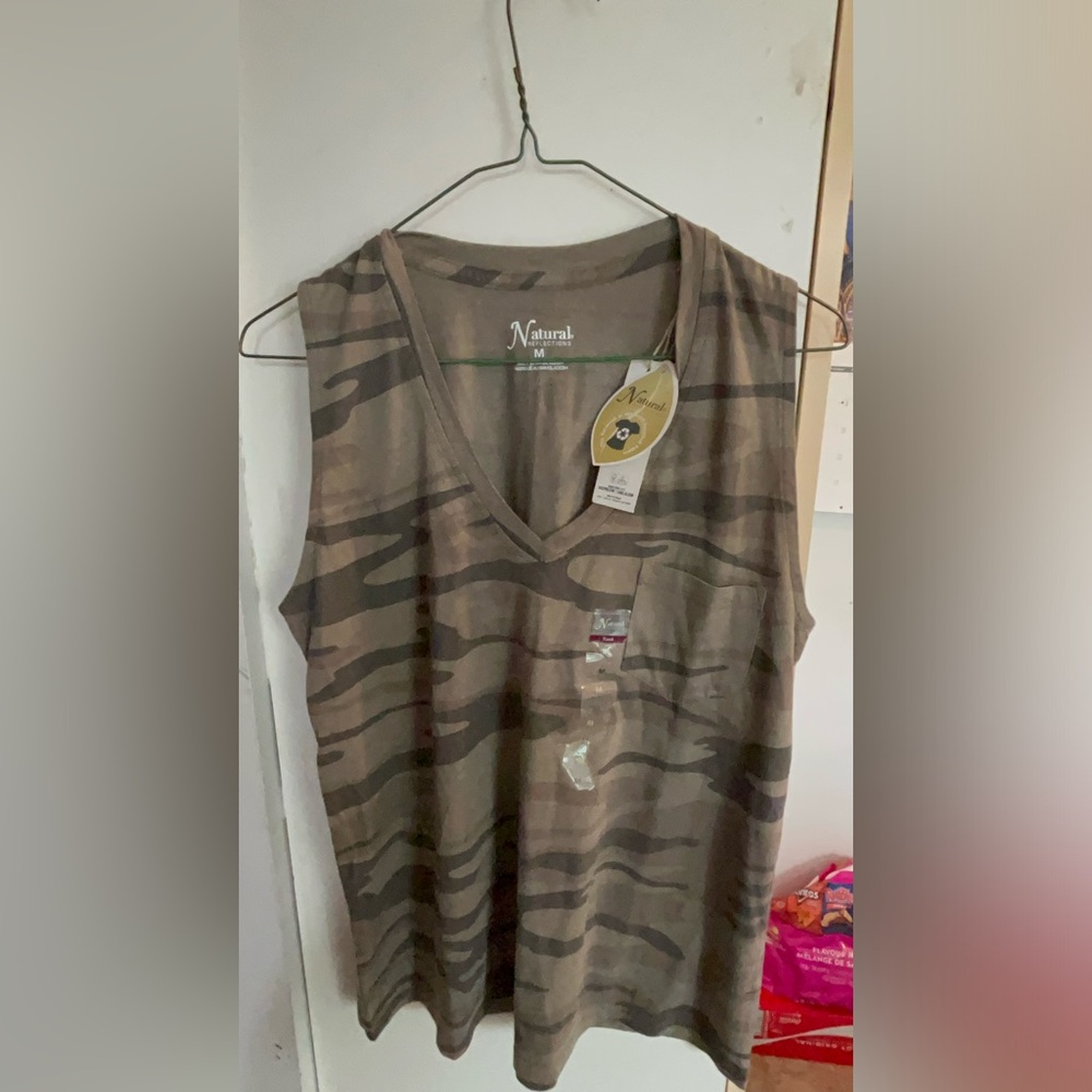 🍒 Northern Reflections Camouflage Tank